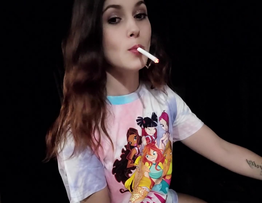 Exclusive 3 Last Cig Of The Night Real Smoking Official Site Of Real Smoking Girl